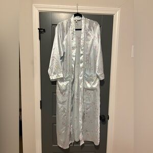 Oscar de la Renta Floral Satin Robe Long Kimono Style